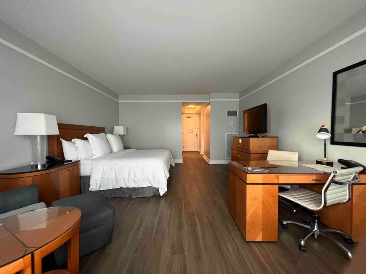 Private Condo Hotel At Four Seasons Brickell 迈阿密 外观 照片